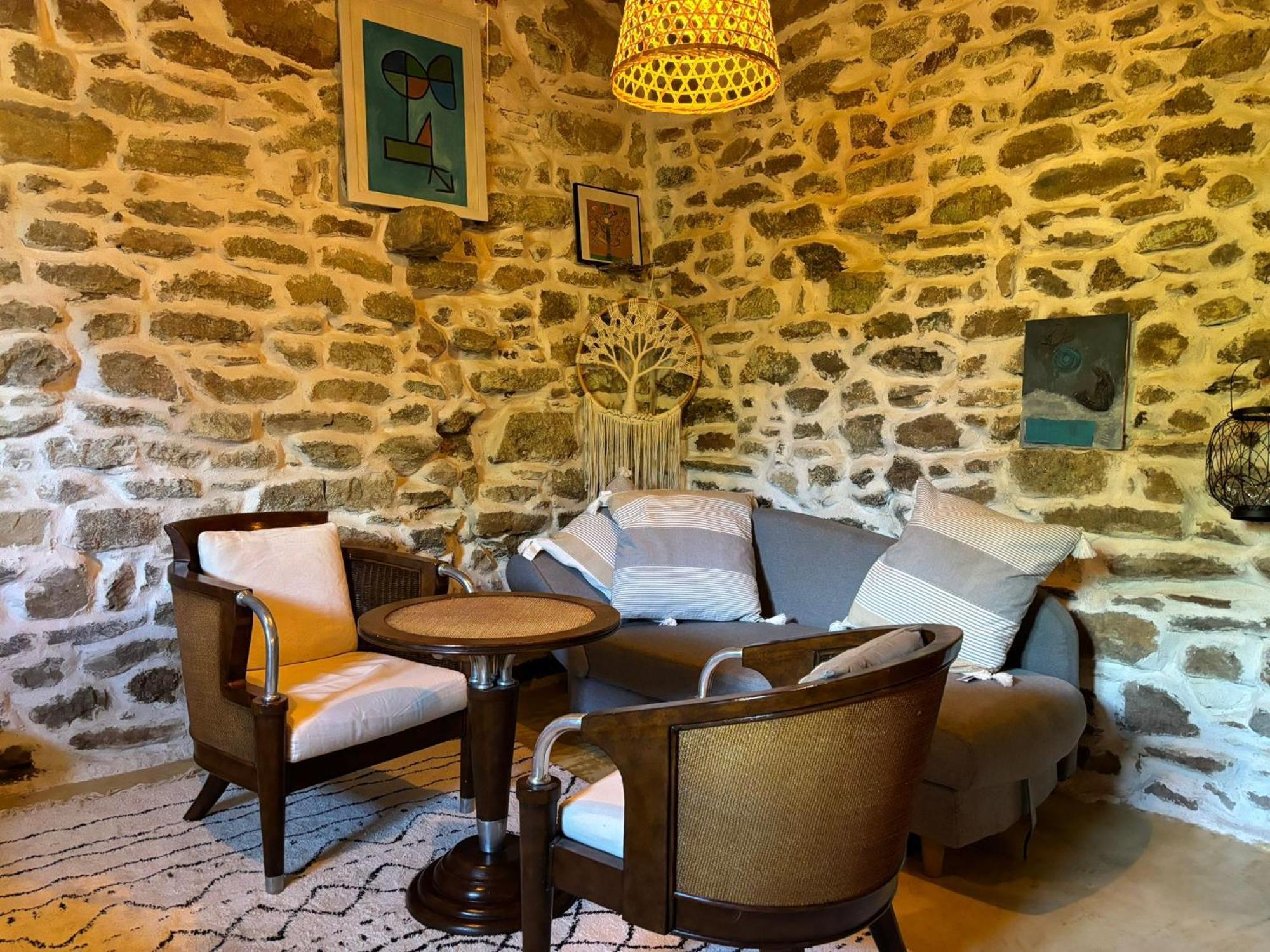 La Barbacane De Cascastel-des-Corbières Exterior photo